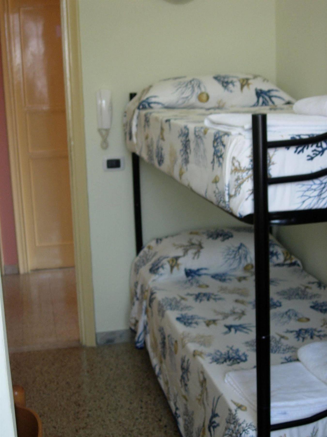 Foresteria Roma Esercito Della Salvezza Bagian luar foto